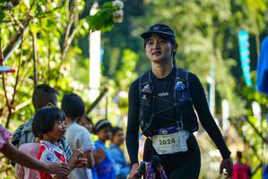 BIB: 2624
                            <button type="button" onclick="openModal(19115757)" class="btn btn-primary btn-sm float-right btn-popup" data-toggle="modal" data-target=".modal-high-quality">
                        <i class="fas fa-shopping-cart"></i> Add to Cart
                    </button>
                                            <button type="button" onclick="isThisMe(19115757, true)" class="btn btn-success btn-sm float-right btn-popup btn-isme hidden" data-toggle="tooltip" data-placement="bottom" title="นี่คือรูปของคุณใช่ไหม คลิกที่นี่เพื่อเอาเข้าอัลบั้ม">
                        <i class="fas fa-plus"></i> Add to album
                    </button>
                    <button type="button" onclick="isThisMe(19115757, false)" class="btn btn-warning btn-sm float-right btn-popup btn-isnotme hidden">
                        <i class="fas fa-ban"></i> Remove from album
                    </button>