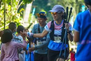 BIB: 2812, 2527
                            <button type="button" onclick="openModal(19114550)" class="btn btn-primary btn-sm float-right btn-popup" data-toggle="modal" data-target=".modal-high-quality">
                        <i class="fas fa-shopping-cart"></i> Add to Cart
                    </button>
                                            <button type="button" onclick="isThisMe(19114550, true)" class="btn btn-success btn-sm float-right btn-popup btn-isme hidden" data-toggle="tooltip" data-placement="bottom" title="นี่คือรูปของคุณใช่ไหม คลิกที่นี่เพื่อเอาเข้าอัลบั้ม">
                        <i class="fas fa-plus"></i> Add to album
                    </button>
                    <button type="button" onclick="isThisMe(19114550, false)" class="btn btn-warning btn-sm float-right btn-popup btn-isnotme hidden">
                        <i class="fas fa-ban"></i> Remove from album
                    </button>