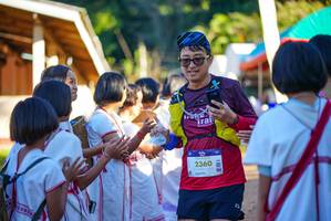 BIB: 1997, 2360
                            <button type="button" onclick="openModal(19096389)" class="btn btn-primary btn-sm float-right btn-popup" data-toggle="modal" data-target=".modal-high-quality">
                        <i class="fas fa-shopping-cart"></i> Add to Cart
                    </button>
                                            <button type="button" onclick="isThisMe(19096389, true)" class="btn btn-success btn-sm float-right btn-popup btn-isme hidden" data-toggle="tooltip" data-placement="bottom" title="นี่คือรูปของคุณใช่ไหม คลิกที่นี่เพื่อเอาเข้าอัลบั้ม">
                        <i class="fas fa-plus"></i> Add to album
                    </button>
                    <button type="button" onclick="isThisMe(19096389, false)" class="btn btn-warning btn-sm float-right btn-popup btn-isnotme hidden">
                        <i class="fas fa-ban"></i> Remove from album
                    </button>