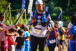 BIB: 2927
                            <button type="button" onclick="openModal(19107066)" class="btn btn-primary btn-sm float-right btn-popup" data-toggle="modal" data-target=".modal-high-quality">
                        <i class="fas fa-shopping-cart"></i> Add to Cart
                    </button>
                                            <button type="button" onclick="isThisMe(19107066, true)" class="btn btn-success btn-sm float-right btn-popup btn-isme hidden" data-toggle="tooltip" data-placement="bottom" title="นี่คือรูปของคุณใช่ไหม คลิกที่นี่เพื่อเอาเข้าอัลบั้ม">
                        <i class="fas fa-plus"></i> Add to album
                    </button>
                    <button type="button" onclick="isThisMe(19107066, false)" class="btn btn-warning btn-sm float-right btn-popup btn-isnotme hidden">
                        <i class="fas fa-ban"></i> Remove from album
                    </button>