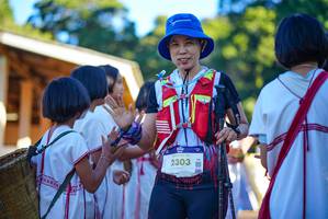 BIB: 2303
                            <button type="button" onclick="openModal(19096472)" class="btn btn-primary btn-sm float-right btn-popup" data-toggle="modal" data-target=".modal-high-quality">
                        <i class="fas fa-shopping-cart"></i> Add to Cart
                    </button>
                                            <button type="button" onclick="isThisMe(19096472, true)" class="btn btn-success btn-sm float-right btn-popup btn-isme hidden" data-toggle="tooltip" data-placement="bottom" title="นี่คือรูปของคุณใช่ไหม คลิกที่นี่เพื่อเอาเข้าอัลบั้ม">
                        <i class="fas fa-plus"></i> Add to album
                    </button>
                    <button type="button" onclick="isThisMe(19096472, false)" class="btn btn-warning btn-sm float-right btn-popup btn-isnotme hidden">
                        <i class="fas fa-ban"></i> Remove from album
                    </button>