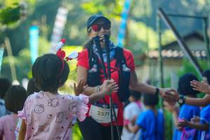 BIB: 2571
                            <button type="button" onclick="openModal(19114707)" class="btn btn-primary btn-sm float-right btn-popup" data-toggle="modal" data-target=".modal-high-quality">
                        <i class="fas fa-shopping-cart"></i> Add to Cart
                    </button>
                                            <button type="button" onclick="isThisMe(19114707, true)" class="btn btn-success btn-sm float-right btn-popup btn-isme hidden" data-toggle="tooltip" data-placement="bottom" title="นี่คือรูปของคุณใช่ไหม คลิกที่นี่เพื่อเอาเข้าอัลบั้ม">
                        <i class="fas fa-plus"></i> Add to album
                    </button>
                    <button type="button" onclick="isThisMe(19114707, false)" class="btn btn-warning btn-sm float-right btn-popup btn-isnotme hidden">
                        <i class="fas fa-ban"></i> Remove from album
                    </button>