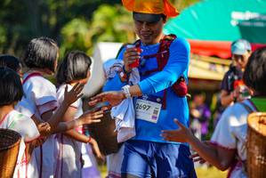 BIB: 2697
                            <button type="button" onclick="openModal(19104913)" class="btn btn-primary btn-sm float-right btn-popup" data-toggle="modal" data-target=".modal-high-quality">
                        <i class="fas fa-shopping-cart"></i> Add to Cart
                    </button>
                                            <button type="button" onclick="isThisMe(19104913, true)" class="btn btn-success btn-sm float-right btn-popup btn-isme hidden" data-toggle="tooltip" data-placement="bottom" title="นี่คือรูปของคุณใช่ไหม คลิกที่นี่เพื่อเอาเข้าอัลบั้ม">
                        <i class="fas fa-plus"></i> Add to album
                    </button>
                    <button type="button" onclick="isThisMe(19104913, false)" class="btn btn-warning btn-sm float-right btn-popup btn-isnotme hidden">
                        <i class="fas fa-ban"></i> Remove from album
                    </button>