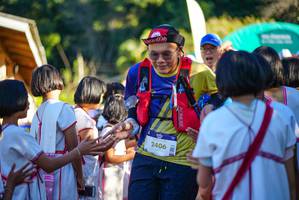 BIB: 2406
                            <button type="button" onclick="openModal(19098090)" class="btn btn-primary btn-sm float-right btn-popup" data-toggle="modal" data-target=".modal-high-quality">
                        <i class="fas fa-shopping-cart"></i> Add to Cart
                    </button>
                                            <button type="button" onclick="isThisMe(19098090, true)" class="btn btn-success btn-sm float-right btn-popup btn-isme hidden" data-toggle="tooltip" data-placement="bottom" title="นี่คือรูปของคุณใช่ไหม คลิกที่นี่เพื่อเอาเข้าอัลบั้ม">
                        <i class="fas fa-plus"></i> Add to album
                    </button>
                    <button type="button" onclick="isThisMe(19098090, false)" class="btn btn-warning btn-sm float-right btn-popup btn-isnotme hidden">
                        <i class="fas fa-ban"></i> Remove from album
                    </button>