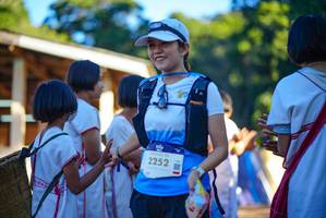 BIB: 2252, 100
                            <button type="button" onclick="openModal(19095707)" class="btn btn-primary btn-sm float-right btn-popup" data-toggle="modal" data-target=".modal-high-quality">
                        <i class="fas fa-shopping-cart"></i> Add to Cart
                    </button>
                                            <button type="button" onclick="isThisMe(19095707, true)" class="btn btn-success btn-sm float-right btn-popup btn-isme hidden" data-toggle="tooltip" data-placement="bottom" title="นี่คือรูปของคุณใช่ไหม คลิกที่นี่เพื่อเอาเข้าอัลบั้ม">
                        <i class="fas fa-plus"></i> Add to album
                    </button>
                    <button type="button" onclick="isThisMe(19095707, false)" class="btn btn-warning btn-sm float-right btn-popup btn-isnotme hidden">
                        <i class="fas fa-ban"></i> Remove from album
                    </button>