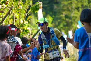 BIB: 2211
                            <button type="button" onclick="openModal(19117728)" class="btn btn-primary btn-sm float-right btn-popup" data-toggle="modal" data-target=".modal-high-quality">
                        <i class="fas fa-shopping-cart"></i> Add to Cart
                    </button>
                                            <button type="button" onclick="isThisMe(19117728, true)" class="btn btn-success btn-sm float-right btn-popup btn-isme hidden" data-toggle="tooltip" data-placement="bottom" title="นี่คือรูปของคุณใช่ไหม คลิกที่นี่เพื่อเอาเข้าอัลบั้ม">
                        <i class="fas fa-plus"></i> Add to album
                    </button>
                    <button type="button" onclick="isThisMe(19117728, false)" class="btn btn-warning btn-sm float-right btn-popup btn-isnotme hidden">
                        <i class="fas fa-ban"></i> Remove from album
                    </button>