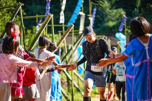 BIB: 2804
                            <button type="button" onclick="openModal(19110887)" class="btn btn-primary btn-sm float-right btn-popup" data-toggle="modal" data-target=".modal-high-quality">
                        <i class="fas fa-shopping-cart"></i> Add to Cart
                    </button>
                                            <button type="button" onclick="isThisMe(19110887, true)" class="btn btn-success btn-sm float-right btn-popup btn-isme hidden" data-toggle="tooltip" data-placement="bottom" title="นี่คือรูปของคุณใช่ไหม คลิกที่นี่เพื่อเอาเข้าอัลบั้ม">
                        <i class="fas fa-plus"></i> Add to album
                    </button>
                    <button type="button" onclick="isThisMe(19110887, false)" class="btn btn-warning btn-sm float-right btn-popup btn-isnotme hidden">
                        <i class="fas fa-ban"></i> Remove from album
                    </button>