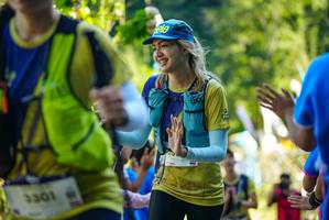 BIB: 3301
                            <button type="button" onclick="openModal(19117041)" class="btn btn-primary btn-sm float-right btn-popup" data-toggle="modal" data-target=".modal-high-quality">
                        <i class="fas fa-shopping-cart"></i> Add to Cart
                    </button>
                                            <button type="button" onclick="isThisMe(19117041, true)" class="btn btn-success btn-sm float-right btn-popup btn-isme hidden" data-toggle="tooltip" data-placement="bottom" title="นี่คือรูปของคุณใช่ไหม คลิกที่นี่เพื่อเอาเข้าอัลบั้ม">
                        <i class="fas fa-plus"></i> Add to album
                    </button>
                    <button type="button" onclick="isThisMe(19117041, false)" class="btn btn-warning btn-sm float-right btn-popup btn-isnotme hidden">
                        <i class="fas fa-ban"></i> Remove from album
                    </button>