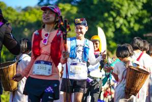 BIB: 3202, 2784
                            <button type="button" onclick="openModal(19102204)" class="btn btn-primary btn-sm float-right btn-popup" data-toggle="modal" data-target=".modal-high-quality">
                        <i class="fas fa-shopping-cart"></i> Add to Cart
                    </button>
                                            <button type="button" onclick="isThisMe(19102204, true)" class="btn btn-success btn-sm float-right btn-popup btn-isme hidden" data-toggle="tooltip" data-placement="bottom" title="นี่คือรูปของคุณใช่ไหม คลิกที่นี่เพื่อเอาเข้าอัลบั้ม">
                        <i class="fas fa-plus"></i> Add to album
                    </button>
                    <button type="button" onclick="isThisMe(19102204, false)" class="btn btn-warning btn-sm float-right btn-popup btn-isnotme hidden">
                        <i class="fas fa-ban"></i> Remove from album
                    </button>