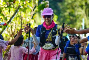 BIB: 3137
                            <button type="button" onclick="openModal(19116603)" class="btn btn-primary btn-sm float-right btn-popup" data-toggle="modal" data-target=".modal-high-quality">
                        <i class="fas fa-shopping-cart"></i> Add to Cart
                    </button>
                                            <button type="button" onclick="isThisMe(19116603, true)" class="btn btn-success btn-sm float-right btn-popup btn-isme hidden" data-toggle="tooltip" data-placement="bottom" title="นี่คือรูปของคุณใช่ไหม คลิกที่นี่เพื่อเอาเข้าอัลบั้ม">
                        <i class="fas fa-plus"></i> Add to album
                    </button>
                    <button type="button" onclick="isThisMe(19116603, false)" class="btn btn-warning btn-sm float-right btn-popup btn-isnotme hidden">
                        <i class="fas fa-ban"></i> Remove from album
                    </button>