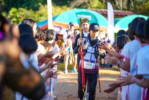 BIB: 2475
                            <button type="button" onclick="openModal(19097527)" class="btn btn-primary btn-sm float-right btn-popup" data-toggle="modal" data-target=".modal-high-quality">
                        <i class="fas fa-shopping-cart"></i> Add to Cart
                    </button>
                                            <button type="button" onclick="isThisMe(19097527, true)" class="btn btn-success btn-sm float-right btn-popup btn-isme hidden" data-toggle="tooltip" data-placement="bottom" title="นี่คือรูปของคุณใช่ไหม คลิกที่นี่เพื่อเอาเข้าอัลบั้ม">
                        <i class="fas fa-plus"></i> Add to album
                    </button>
                    <button type="button" onclick="isThisMe(19097527, false)" class="btn btn-warning btn-sm float-right btn-popup btn-isnotme hidden">
                        <i class="fas fa-ban"></i> Remove from album
                    </button>