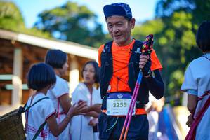 BIB: 2255
                            <button type="button" onclick="openModal(19095719)" class="btn btn-primary btn-sm float-right btn-popup" data-toggle="modal" data-target=".modal-high-quality">
                        <i class="fas fa-shopping-cart"></i> Add to Cart
                    </button>
                                            <button type="button" onclick="isThisMe(19095719, true)" class="btn btn-success btn-sm float-right btn-popup btn-isme hidden" data-toggle="tooltip" data-placement="bottom" title="นี่คือรูปของคุณใช่ไหม คลิกที่นี่เพื่อเอาเข้าอัลบั้ม">
                        <i class="fas fa-plus"></i> Add to album
                    </button>
                    <button type="button" onclick="isThisMe(19095719, false)" class="btn btn-warning btn-sm float-right btn-popup btn-isnotme hidden">
                        <i class="fas fa-ban"></i> Remove from album
                    </button>