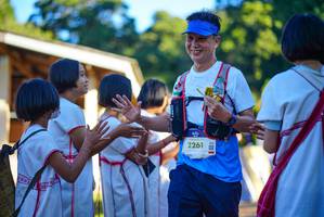 BIB: 2261
                            <button type="button" onclick="openModal(19095691)" class="btn btn-primary btn-sm float-right btn-popup" data-toggle="modal" data-target=".modal-high-quality">
                        <i class="fas fa-shopping-cart"></i> Add to Cart
                    </button>
                                            <button type="button" onclick="isThisMe(19095691, true)" class="btn btn-success btn-sm float-right btn-popup btn-isme hidden" data-toggle="tooltip" data-placement="bottom" title="นี่คือรูปของคุณใช่ไหม คลิกที่นี่เพื่อเอาเข้าอัลบั้ม">
                        <i class="fas fa-plus"></i> Add to album
                    </button>
                    <button type="button" onclick="isThisMe(19095691, false)" class="btn btn-warning btn-sm float-right btn-popup btn-isnotme hidden">
                        <i class="fas fa-ban"></i> Remove from album
                    </button>