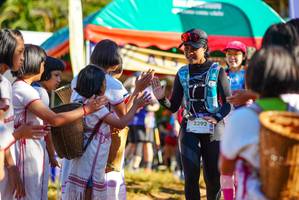 BIB: 3292, 
                            <button type="button" onclick="openModal(19104655)" class="btn btn-primary btn-sm float-right btn-popup" data-toggle="modal" data-target=".modal-high-quality">
                        <i class="fas fa-shopping-cart"></i> Add to Cart
                    </button>
                                            <button type="button" onclick="isThisMe(19104655, true)" class="btn btn-success btn-sm float-right btn-popup btn-isme hidden" data-toggle="tooltip" data-placement="bottom" title="นี่คือรูปของคุณใช่ไหม คลิกที่นี่เพื่อเอาเข้าอัลบั้ม">
                        <i class="fas fa-plus"></i> Add to album
                    </button>
                    <button type="button" onclick="isThisMe(19104655, false)" class="btn btn-warning btn-sm float-right btn-popup btn-isnotme hidden">
                        <i class="fas fa-ban"></i> Remove from album
                    </button>