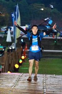 BIB: 239
                            <button type="button" onclick="openModal(19177424)" class="btn btn-primary btn-sm float-right btn-popup" data-toggle="modal" data-target=".modal-high-quality">
                        <i class="fas fa-shopping-cart"></i> Add to Cart
                    </button>
                                            <button type="button" onclick="isThisMe(19177424, true)" class="btn btn-success btn-sm float-right btn-popup btn-isme hidden" data-toggle="tooltip" data-placement="bottom" title="นี่คือรูปของคุณใช่ไหม คลิกที่นี่เพื่อเอาเข้าอัลบั้ม">
                        <i class="fas fa-plus"></i> Add to album
                    </button>
                    <button type="button" onclick="isThisMe(19177424, false)" class="btn btn-warning btn-sm float-right btn-popup btn-isnotme hidden">
                        <i class="fas fa-ban"></i> Remove from album
                    </button>