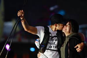 BIB: 
                            <button type="button" onclick="openModal(19177287)" class="btn btn-primary btn-sm float-right btn-popup" data-toggle="modal" data-target=".modal-high-quality">
                        <i class="fas fa-shopping-cart"></i> Add to Cart
                    </button>
                                            <button type="button" onclick="isThisMe(19177287, true)" class="btn btn-success btn-sm float-right btn-popup btn-isme hidden" data-toggle="tooltip" data-placement="bottom" title="นี่คือรูปของคุณใช่ไหม คลิกที่นี่เพื่อเอาเข้าอัลบั้ม">
                        <i class="fas fa-plus"></i> Add to album
                    </button>
                    <button type="button" onclick="isThisMe(19177287, false)" class="btn btn-warning btn-sm float-right btn-popup btn-isnotme hidden">
                        <i class="fas fa-ban"></i> Remove from album
                    </button>