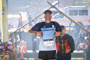 BIB: 3002
                            <button type="button" onclick="openModal(19290212)" class="btn btn-primary btn-sm float-right btn-popup" data-toggle="modal" data-target=".modal-high-quality">
                        <i class="fas fa-shopping-cart"></i> Add to Cart
                    </button>
                                            <button type="button" onclick="isThisMe(19290212, true)" class="btn btn-success btn-sm float-right btn-popup btn-isme hidden" data-toggle="tooltip" data-placement="bottom" title="นี่คือรูปของคุณใช่ไหม คลิกที่นี่เพื่อเอาเข้าอัลบั้ม">
                        <i class="fas fa-plus"></i> Add to album
                    </button>
                    <button type="button" onclick="isThisMe(19290212, false)" class="btn btn-warning btn-sm float-right btn-popup btn-isnotme hidden">
                        <i class="fas fa-ban"></i> Remove from album
                    </button>