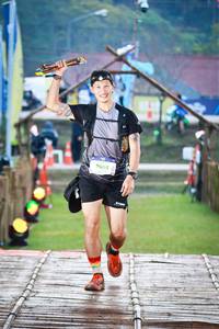 BIB: 9068
                            <button type="button" onclick="openModal(19289691)" class="btn btn-primary btn-sm float-right btn-popup" data-toggle="modal" data-target=".modal-high-quality">
                        <i class="fas fa-shopping-cart"></i> Add to Cart
                    </button>
                                            <button type="button" onclick="isThisMe(19289691, true)" class="btn btn-success btn-sm float-right btn-popup btn-isme hidden" data-toggle="tooltip" data-placement="bottom" title="นี่คือรูปของคุณใช่ไหม คลิกที่นี่เพื่อเอาเข้าอัลบั้ม">
                        <i class="fas fa-plus"></i> Add to album
                    </button>
                    <button type="button" onclick="isThisMe(19289691, false)" class="btn btn-warning btn-sm float-right btn-popup btn-isnotme hidden">
                        <i class="fas fa-ban"></i> Remove from album
                    </button>