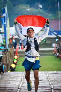 BIB: 9274
                            <button type="button" onclick="openModal(19289541)" class="btn btn-primary btn-sm float-right btn-popup" data-toggle="modal" data-target=".modal-high-quality">
                        <i class="fas fa-shopping-cart"></i> Add to Cart
                    </button>
                                            <button type="button" onclick="isThisMe(19289541, true)" class="btn btn-success btn-sm float-right btn-popup btn-isme hidden" data-toggle="tooltip" data-placement="bottom" title="นี่คือรูปของคุณใช่ไหม คลิกที่นี่เพื่อเอาเข้าอัลบั้ม">
                        <i class="fas fa-plus"></i> Add to album
                    </button>
                    <button type="button" onclick="isThisMe(19289541, false)" class="btn btn-warning btn-sm float-right btn-popup btn-isnotme hidden">
                        <i class="fas fa-ban"></i> Remove from album
                    </button>