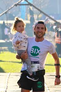 BIB: 101
                            <button type="button" onclick="openModal(19181226)" class="btn btn-primary btn-sm float-right btn-popup" data-toggle="modal" data-target=".modal-high-quality">
                        <i class="fas fa-shopping-cart"></i> Add to Cart
                    </button>
                                            <button type="button" onclick="isThisMe(19181226, true)" class="btn btn-success btn-sm float-right btn-popup btn-isme hidden" data-toggle="tooltip" data-placement="bottom" title="นี่คือรูปของคุณใช่ไหม คลิกที่นี่เพื่อเอาเข้าอัลบั้ม">
                        <i class="fas fa-plus"></i> Add to album
                    </button>
                    <button type="button" onclick="isThisMe(19181226, false)" class="btn btn-warning btn-sm float-right btn-popup btn-isnotme hidden">
                        <i class="fas fa-ban"></i> Remove from album
                    </button>