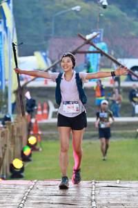 BIB: 7421, 
                            <button type="button" onclick="openModal(19180268)" class="btn btn-primary btn-sm float-right btn-popup" data-toggle="modal" data-target=".modal-high-quality">
                        <i class="fas fa-shopping-cart"></i> Add to Cart
                    </button>
                                            <button type="button" onclick="isThisMe(19180268, true)" class="btn btn-success btn-sm float-right btn-popup btn-isme hidden" data-toggle="tooltip" data-placement="bottom" title="นี่คือรูปของคุณใช่ไหม คลิกที่นี่เพื่อเอาเข้าอัลบั้ม">
                        <i class="fas fa-plus"></i> Add to album
                    </button>
                    <button type="button" onclick="isThisMe(19180268, false)" class="btn btn-warning btn-sm float-right btn-popup btn-isnotme hidden">
                        <i class="fas fa-ban"></i> Remove from album
                    </button>