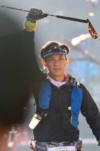 BIB: 100, 
                            <button type="button" onclick="openModal(19180864)" class="btn btn-primary btn-sm float-right btn-popup" data-toggle="modal" data-target=".modal-high-quality">
                        <i class="fas fa-shopping-cart"></i> Add to Cart
                    </button>
                                            <button type="button" onclick="isThisMe(19180864, true)" class="btn btn-success btn-sm float-right btn-popup btn-isme hidden" data-toggle="tooltip" data-placement="bottom" title="นี่คือรูปของคุณใช่ไหม คลิกที่นี่เพื่อเอาเข้าอัลบั้ม">
                        <i class="fas fa-plus"></i> Add to album
                    </button>
                    <button type="button" onclick="isThisMe(19180864, false)" class="btn btn-warning btn-sm float-right btn-popup btn-isnotme hidden">
                        <i class="fas fa-ban"></i> Remove from album
                    </button>