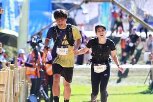 BIB: 3028, 121, 3405
                            <button type="button" onclick="openModal(19190141)" class="btn btn-primary btn-sm float-right btn-popup" data-toggle="modal" data-target=".modal-high-quality">
                        <i class="fas fa-shopping-cart"></i> Add to Cart
                    </button>
                                            <button type="button" onclick="isThisMe(19190141, true)" class="btn btn-success btn-sm float-right btn-popup btn-isme hidden" data-toggle="tooltip" data-placement="bottom" title="นี่คือรูปของคุณใช่ไหม คลิกที่นี่เพื่อเอาเข้าอัลบั้ม">
                        <i class="fas fa-plus"></i> Add to album
                    </button>
                    <button type="button" onclick="isThisMe(19190141, false)" class="btn btn-warning btn-sm float-right btn-popup btn-isnotme hidden">
                        <i class="fas fa-ban"></i> Remove from album
                    </button>