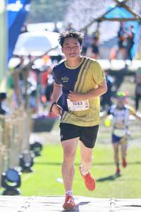 BIB: 1043
                            <button type="button" onclick="openModal(19186952)" class="btn btn-primary btn-sm float-right btn-popup" data-toggle="modal" data-target=".modal-high-quality">
                        <i class="fas fa-shopping-cart"></i> Add to Cart
                    </button>
                                            <button type="button" onclick="isThisMe(19186952, true)" class="btn btn-success btn-sm float-right btn-popup btn-isme hidden" data-toggle="tooltip" data-placement="bottom" title="นี่คือรูปของคุณใช่ไหม คลิกที่นี่เพื่อเอาเข้าอัลบั้ม">
                        <i class="fas fa-plus"></i> Add to album
                    </button>
                    <button type="button" onclick="isThisMe(19186952, false)" class="btn btn-warning btn-sm float-right btn-popup btn-isnotme hidden">
                        <i class="fas fa-ban"></i> Remove from album
                    </button>