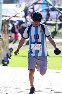 BIB: 3082
                            <button type="button" onclick="openModal(19189946)" class="btn btn-primary btn-sm float-right btn-popup" data-toggle="modal" data-target=".modal-high-quality">
                        <i class="fas fa-shopping-cart"></i> Add to Cart
                    </button>
                                            <button type="button" onclick="isThisMe(19189946, true)" class="btn btn-success btn-sm float-right btn-popup btn-isme hidden" data-toggle="tooltip" data-placement="bottom" title="นี่คือรูปของคุณใช่ไหม คลิกที่นี่เพื่อเอาเข้าอัลบั้ม">
                        <i class="fas fa-plus"></i> Add to album
                    </button>
                    <button type="button" onclick="isThisMe(19189946, false)" class="btn btn-warning btn-sm float-right btn-popup btn-isnotme hidden">
                        <i class="fas fa-ban"></i> Remove from album
                    </button>