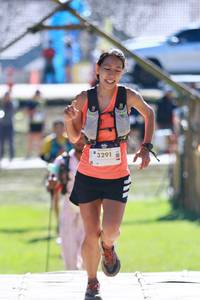 BIB: 3291
                            <button type="button" onclick="openModal(19188784)" class="btn btn-primary btn-sm float-right btn-popup" data-toggle="modal" data-target=".modal-high-quality">
                        <i class="fas fa-shopping-cart"></i> Add to Cart
                    </button>
                                            <button type="button" onclick="isThisMe(19188784, true)" class="btn btn-success btn-sm float-right btn-popup btn-isme hidden" data-toggle="tooltip" data-placement="bottom" title="นี่คือรูปของคุณใช่ไหม คลิกที่นี่เพื่อเอาเข้าอัลบั้ม">
                        <i class="fas fa-plus"></i> Add to album
                    </button>
                    <button type="button" onclick="isThisMe(19188784, false)" class="btn btn-warning btn-sm float-right btn-popup btn-isnotme hidden">
                        <i class="fas fa-ban"></i> Remove from album
                    </button>