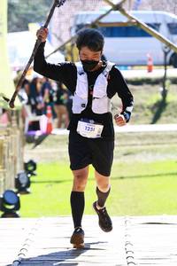 BIB: 1251
                            <button type="button" onclick="openModal(19193297)" class="btn btn-primary btn-sm float-right btn-popup" data-toggle="modal" data-target=".modal-high-quality">
                        <i class="fas fa-shopping-cart"></i> Add to Cart
                    </button>
                                            <button type="button" onclick="isThisMe(19193297, true)" class="btn btn-success btn-sm float-right btn-popup btn-isme hidden" data-toggle="tooltip" data-placement="bottom" title="นี่คือรูปของคุณใช่ไหม คลิกที่นี่เพื่อเอาเข้าอัลบั้ม">
                        <i class="fas fa-plus"></i> Add to album
                    </button>
                    <button type="button" onclick="isThisMe(19193297, false)" class="btn btn-warning btn-sm float-right btn-popup btn-isnotme hidden">
                        <i class="fas fa-ban"></i> Remove from album
                    </button>