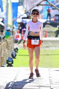 BIB: 913
                            <button type="button" onclick="openModal(19190792)" class="btn btn-primary btn-sm float-right btn-popup" data-toggle="modal" data-target=".modal-high-quality">
                        <i class="fas fa-shopping-cart"></i> Add to Cart
                    </button>
                                            <button type="button" onclick="isThisMe(19190792, true)" class="btn btn-success btn-sm float-right btn-popup btn-isme hidden" data-toggle="tooltip" data-placement="bottom" title="นี่คือรูปของคุณใช่ไหม คลิกที่นี่เพื่อเอาเข้าอัลบั้ม">
                        <i class="fas fa-plus"></i> Add to album
                    </button>
                    <button type="button" onclick="isThisMe(19190792, false)" class="btn btn-warning btn-sm float-right btn-popup btn-isnotme hidden">
                        <i class="fas fa-ban"></i> Remove from album
                    </button>