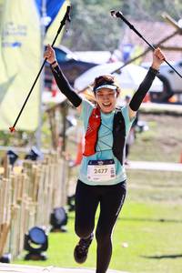 BIB: 2477
                            <button type="button" onclick="openModal(19199448)" class="btn btn-primary btn-sm float-right btn-popup" data-toggle="modal" data-target=".modal-high-quality">
                        <i class="fas fa-shopping-cart"></i> Add to Cart
                    </button>
                                            <button type="button" onclick="isThisMe(19199448, true)" class="btn btn-success btn-sm float-right btn-popup btn-isme hidden" data-toggle="tooltip" data-placement="bottom" title="นี่คือรูปของคุณใช่ไหม คลิกที่นี่เพื่อเอาเข้าอัลบั้ม">
                        <i class="fas fa-plus"></i> Add to album
                    </button>
                    <button type="button" onclick="isThisMe(19199448, false)" class="btn btn-warning btn-sm float-right btn-popup btn-isnotme hidden">
                        <i class="fas fa-ban"></i> Remove from album
                    </button>