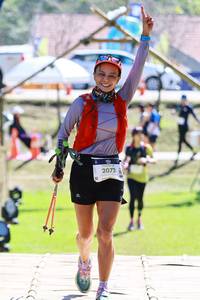 BIB: 2072
                            <button type="button" onclick="openModal(19199316)" class="btn btn-primary btn-sm float-right btn-popup" data-toggle="modal" data-target=".modal-high-quality">
                        <i class="fas fa-shopping-cart"></i> Add to Cart
                    </button>
                                            <button type="button" onclick="isThisMe(19199316, true)" class="btn btn-success btn-sm float-right btn-popup btn-isme hidden" data-toggle="tooltip" data-placement="bottom" title="นี่คือรูปของคุณใช่ไหม คลิกที่นี่เพื่อเอาเข้าอัลบั้ม">
                        <i class="fas fa-plus"></i> Add to album
                    </button>
                    <button type="button" onclick="isThisMe(19199316, false)" class="btn btn-warning btn-sm float-right btn-popup btn-isnotme hidden">
                        <i class="fas fa-ban"></i> Remove from album
                    </button>