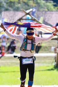 BIB: 9540
                            <button type="button" onclick="openModal(19196273)" class="btn btn-primary btn-sm float-right btn-popup" data-toggle="modal" data-target=".modal-high-quality">
                        <i class="fas fa-shopping-cart"></i> Add to Cart
                    </button>
                                            <button type="button" onclick="isThisMe(19196273, true)" class="btn btn-success btn-sm float-right btn-popup btn-isme hidden" data-toggle="tooltip" data-placement="bottom" title="นี่คือรูปของคุณใช่ไหม คลิกที่นี่เพื่อเอาเข้าอัลบั้ม">
                        <i class="fas fa-plus"></i> Add to album
                    </button>
                    <button type="button" onclick="isThisMe(19196273, false)" class="btn btn-warning btn-sm float-right btn-popup btn-isnotme hidden">
                        <i class="fas fa-ban"></i> Remove from album
                    </button>