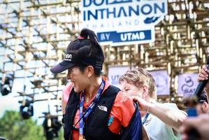 BIB: 100
                            <button type="button" onclick="openModal(18965827)" class="btn btn-primary btn-sm float-right btn-popup" data-toggle="modal" data-target=".modal-high-quality">
                        <i class="fas fa-shopping-cart"></i> Add to Cart
                    </button>
                                            <button type="button" onclick="isThisMe(18965827, true)" class="btn btn-success btn-sm float-right btn-popup btn-isme hidden" data-toggle="tooltip" data-placement="bottom" title="นี่คือรูปของคุณใช่ไหม คลิกที่นี่เพื่อเอาเข้าอัลบั้ม">
                        <i class="fas fa-plus"></i> Add to album
                    </button>
                    <button type="button" onclick="isThisMe(18965827, false)" class="btn btn-warning btn-sm float-right btn-popup btn-isnotme hidden">
                        <i class="fas fa-ban"></i> Remove from album
                    </button>