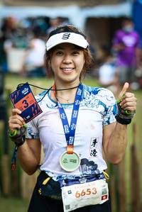 BIB: 503, 6653, 129
                            <button type="button" onclick="openModal(18967381)" class="btn btn-primary btn-sm float-right btn-popup" data-toggle="modal" data-target=".modal-high-quality">
                        <i class="fas fa-shopping-cart"></i> Add to Cart
                    </button>
                                            <button type="button" onclick="isThisMe(18967381, true)" class="btn btn-success btn-sm float-right btn-popup btn-isme hidden" data-toggle="tooltip" data-placement="bottom" title="นี่คือรูปของคุณใช่ไหม คลิกที่นี่เพื่อเอาเข้าอัลบั้ม">
                        <i class="fas fa-plus"></i> Add to album
                    </button>
                    <button type="button" onclick="isThisMe(18967381, false)" class="btn btn-warning btn-sm float-right btn-popup btn-isnotme hidden">
                        <i class="fas fa-ban"></i> Remove from album
                    </button>