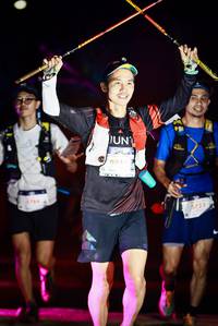 BIB: 3794, 5723
                            <button type="button" onclick="openModal(18999248)" class="btn btn-primary btn-sm float-right btn-popup" data-toggle="modal" data-target=".modal-high-quality">
                        <i class="fas fa-shopping-cart"></i> Add to Cart
                    </button>
                                            <button type="button" onclick="isThisMe(18999248, true)" class="btn btn-success btn-sm float-right btn-popup btn-isme hidden" data-toggle="tooltip" data-placement="bottom" title="นี่คือรูปของคุณใช่ไหม คลิกที่นี่เพื่อเอาเข้าอัลบั้ม">
                        <i class="fas fa-plus"></i> Add to album
                    </button>
                    <button type="button" onclick="isThisMe(18999248, false)" class="btn btn-warning btn-sm float-right btn-popup btn-isnotme hidden">
                        <i class="fas fa-ban"></i> Remove from album
                    </button>