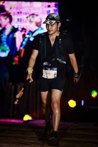 BIB: 585
                            <button type="button" onclick="openModal(19004741)" class="btn btn-primary btn-sm float-right btn-popup" data-toggle="modal" data-target=".modal-high-quality">
                        <i class="fas fa-shopping-cart"></i> Add to Cart
                    </button>
                                            <button type="button" onclick="isThisMe(19004741, true)" class="btn btn-success btn-sm float-right btn-popup btn-isme hidden" data-toggle="tooltip" data-placement="bottom" title="นี่คือรูปของคุณใช่ไหม คลิกที่นี่เพื่อเอาเข้าอัลบั้ม">
                        <i class="fas fa-plus"></i> Add to album
                    </button>
                    <button type="button" onclick="isThisMe(19004741, false)" class="btn btn-warning btn-sm float-right btn-popup btn-isnotme hidden">
                        <i class="fas fa-ban"></i> Remove from album
                    </button>