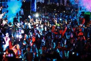 BIB: 
                            <button type="button" onclick="openModal(18966284)" class="btn btn-primary btn-sm float-right btn-popup" data-toggle="modal" data-target=".modal-high-quality">
                        <i class="fas fa-shopping-cart"></i> Add to Cart
                    </button>
                                            <button type="button" onclick="isThisMe(18966284, true)" class="btn btn-success btn-sm float-right btn-popup btn-isme hidden" data-toggle="tooltip" data-placement="bottom" title="นี่คือรูปของคุณใช่ไหม คลิกที่นี่เพื่อเอาเข้าอัลบั้ม">
                        <i class="fas fa-plus"></i> Add to album
                    </button>
                    <button type="button" onclick="isThisMe(18966284, false)" class="btn btn-warning btn-sm float-right btn-popup btn-isnotme hidden">
                        <i class="fas fa-ban"></i> Remove from album
                    </button>