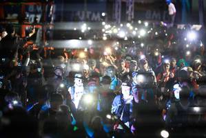 BIB: 
                            <button type="button" onclick="openModal(18966469)" class="btn btn-primary btn-sm float-right btn-popup" data-toggle="modal" data-target=".modal-high-quality">
                        <i class="fas fa-shopping-cart"></i> Add to Cart
                    </button>
                                            <button type="button" onclick="isThisMe(18966469, true)" class="btn btn-success btn-sm float-right btn-popup btn-isme hidden" data-toggle="tooltip" data-placement="bottom" title="นี่คือรูปของคุณใช่ไหม คลิกที่นี่เพื่อเอาเข้าอัลบั้ม">
                        <i class="fas fa-plus"></i> Add to album
                    </button>
                    <button type="button" onclick="isThisMe(18966469, false)" class="btn btn-warning btn-sm float-right btn-popup btn-isnotme hidden">
                        <i class="fas fa-ban"></i> Remove from album
                    </button>