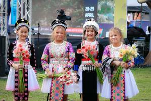 BIB: 199
                            <button type="button" onclick="openModal(18949905)" class="btn btn-primary btn-sm float-right btn-popup" data-toggle="modal" data-target=".modal-high-quality">
                        <i class="fas fa-shopping-cart"></i> Add to Cart
                    </button>
                                            <button type="button" onclick="isThisMe(18949905, true)" class="btn btn-success btn-sm float-right btn-popup btn-isme hidden" data-toggle="tooltip" data-placement="bottom" title="นี่คือรูปของคุณใช่ไหม คลิกที่นี่เพื่อเอาเข้าอัลบั้ม">
                        <i class="fas fa-plus"></i> Add to album
                    </button>
                    <button type="button" onclick="isThisMe(18949905, false)" class="btn btn-warning btn-sm float-right btn-popup btn-isnotme hidden">
                        <i class="fas fa-ban"></i> Remove from album
                    </button>