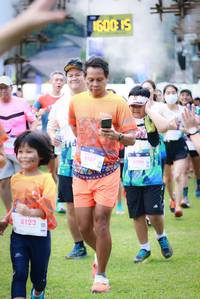 BIB: 8123, 1600, 0056
                            <button type="button" onclick="openModal(18948308)" class="btn btn-primary btn-sm float-right btn-popup" data-toggle="modal" data-target=".modal-high-quality">
                        <i class="fas fa-shopping-cart"></i> Add to Cart
                    </button>
                                            <button type="button" onclick="isThisMe(18948308, true)" class="btn btn-success btn-sm float-right btn-popup btn-isme hidden" data-toggle="tooltip" data-placement="bottom" title="นี่คือรูปของคุณใช่ไหม คลิกที่นี่เพื่อเอาเข้าอัลบั้ม">
                        <i class="fas fa-plus"></i> Add to album
                    </button>
                    <button type="button" onclick="isThisMe(18948308, false)" class="btn btn-warning btn-sm float-right btn-popup btn-isnotme hidden">
                        <i class="fas fa-ban"></i> Remove from album
                    </button>