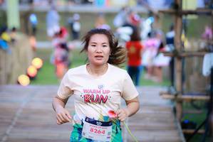 BIB: 8264
                            <button type="button" onclick="openModal(18950925)" class="btn btn-primary btn-sm float-right btn-popup" data-toggle="modal" data-target=".modal-high-quality">
                        <i class="fas fa-shopping-cart"></i> Add to Cart
                    </button>
                                            <button type="button" onclick="isThisMe(18950925, true)" class="btn btn-success btn-sm float-right btn-popup btn-isme hidden" data-toggle="tooltip" data-placement="bottom" title="นี่คือรูปของคุณใช่ไหม คลิกที่นี่เพื่อเอาเข้าอัลบั้ม">
                        <i class="fas fa-plus"></i> Add to album
                    </button>
                    <button type="button" onclick="isThisMe(18950925, false)" class="btn btn-warning btn-sm float-right btn-popup btn-isnotme hidden">
                        <i class="fas fa-ban"></i> Remove from album
                    </button>