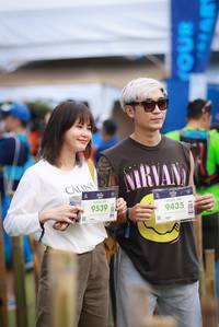 BIB: 9539, 9435
                            <button type="button" onclick="openModal(18958423)" class="btn btn-primary btn-sm float-right btn-popup" data-toggle="modal" data-target=".modal-high-quality">
                        <i class="fas fa-shopping-cart"></i> Add to Cart
                    </button>
                                            <button type="button" onclick="isThisMe(18958423, true)" class="btn btn-success btn-sm float-right btn-popup btn-isme hidden" data-toggle="tooltip" data-placement="bottom" title="นี่คือรูปของคุณใช่ไหม คลิกที่นี่เพื่อเอาเข้าอัลบั้ม">
                        <i class="fas fa-plus"></i> Add to album
                    </button>
                    <button type="button" onclick="isThisMe(18958423, false)" class="btn btn-warning btn-sm float-right btn-popup btn-isnotme hidden">
                        <i class="fas fa-ban"></i> Remove from album
                    </button>