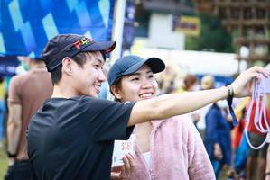 BIB: 5161, 
                            <button type="button" onclick="openModal(18947235)" class="btn btn-primary btn-sm float-right btn-popup" data-toggle="modal" data-target=".modal-high-quality">
                        <i class="fas fa-shopping-cart"></i> Add to Cart
                    </button>
                                            <button type="button" onclick="isThisMe(18947235, true)" class="btn btn-success btn-sm float-right btn-popup btn-isme hidden" data-toggle="tooltip" data-placement="bottom" title="นี่คือรูปของคุณใช่ไหม คลิกที่นี่เพื่อเอาเข้าอัลบั้ม">
                        <i class="fas fa-plus"></i> Add to album
                    </button>
                    <button type="button" onclick="isThisMe(18947235, false)" class="btn btn-warning btn-sm float-right btn-popup btn-isnotme hidden">
                        <i class="fas fa-ban"></i> Remove from album
                    </button>