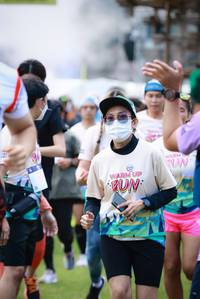 BIB: 994
                            <button type="button" onclick="openModal(18948619)" class="btn btn-primary btn-sm float-right btn-popup" data-toggle="modal" data-target=".modal-high-quality">
                        <i class="fas fa-shopping-cart"></i> Add to Cart
                    </button>
                                            <button type="button" onclick="isThisMe(18948619, true)" class="btn btn-success btn-sm float-right btn-popup btn-isme hidden" data-toggle="tooltip" data-placement="bottom" title="นี่คือรูปของคุณใช่ไหม คลิกที่นี่เพื่อเอาเข้าอัลบั้ม">
                        <i class="fas fa-plus"></i> Add to album
                    </button>
                    <button type="button" onclick="isThisMe(18948619, false)" class="btn btn-warning btn-sm float-right btn-popup btn-isnotme hidden">
                        <i class="fas fa-ban"></i> Remove from album
                    </button>