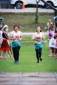 BIB: 174, 8290
                            <button type="button" onclick="openModal(18958477)" class="btn btn-primary btn-sm float-right btn-popup" data-toggle="modal" data-target=".modal-high-quality">
                        <i class="fas fa-shopping-cart"></i> Add to Cart
                    </button>
                                            <button type="button" onclick="isThisMe(18958477, true)" class="btn btn-success btn-sm float-right btn-popup btn-isme hidden" data-toggle="tooltip" data-placement="bottom" title="นี่คือรูปของคุณใช่ไหม คลิกที่นี่เพื่อเอาเข้าอัลบั้ม">
                        <i class="fas fa-plus"></i> Add to album
                    </button>
                    <button type="button" onclick="isThisMe(18958477, false)" class="btn btn-warning btn-sm float-right btn-popup btn-isnotme hidden">
                        <i class="fas fa-ban"></i> Remove from album
                    </button>