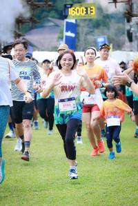 BIB: 545, 1600, 8186
                            <button type="button" onclick="openModal(18948195)" class="btn btn-primary btn-sm float-right btn-popup" data-toggle="modal" data-target=".modal-high-quality">
                        <i class="fas fa-shopping-cart"></i> Add to Cart
                    </button>
                                            <button type="button" onclick="isThisMe(18948195, true)" class="btn btn-success btn-sm float-right btn-popup btn-isme hidden" data-toggle="tooltip" data-placement="bottom" title="นี่คือรูปของคุณใช่ไหม คลิกที่นี่เพื่อเอาเข้าอัลบั้ม">
                        <i class="fas fa-plus"></i> Add to album
                    </button>
                    <button type="button" onclick="isThisMe(18948195, false)" class="btn btn-warning btn-sm float-right btn-popup btn-isnotme hidden">
                        <i class="fas fa-ban"></i> Remove from album
                    </button>