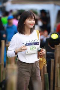 BIB: 100, 9539
                            <button type="button" onclick="openModal(18958443)" class="btn btn-primary btn-sm float-right btn-popup" data-toggle="modal" data-target=".modal-high-quality">
                        <i class="fas fa-shopping-cart"></i> Add to Cart
                    </button>
                                            <button type="button" onclick="isThisMe(18958443, true)" class="btn btn-success btn-sm float-right btn-popup btn-isme hidden" data-toggle="tooltip" data-placement="bottom" title="นี่คือรูปของคุณใช่ไหม คลิกที่นี่เพื่อเอาเข้าอัลบั้ม">
                        <i class="fas fa-plus"></i> Add to album
                    </button>
                    <button type="button" onclick="isThisMe(18958443, false)" class="btn btn-warning btn-sm float-right btn-popup btn-isnotme hidden">
                        <i class="fas fa-ban"></i> Remove from album
                    </button>